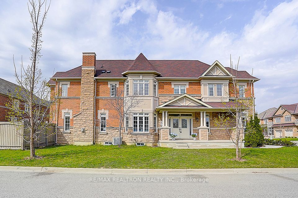 61 Warbler Avenue