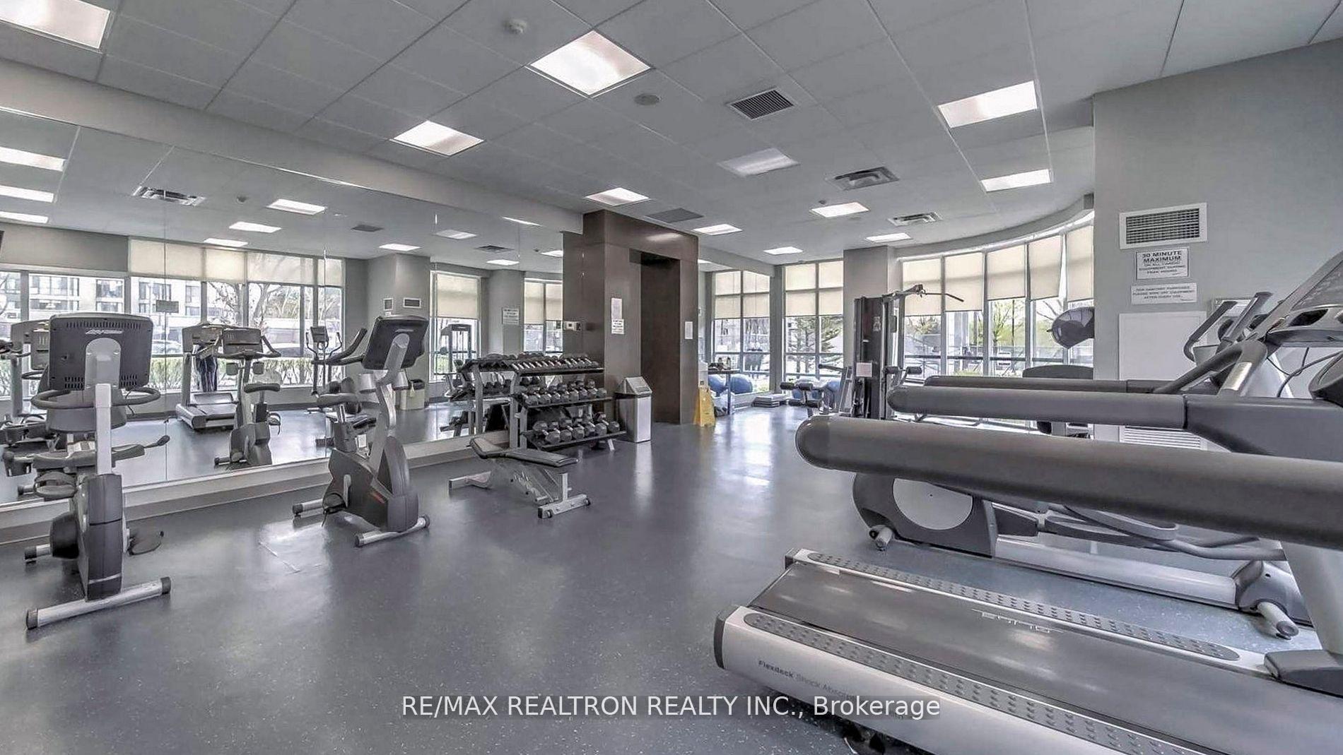 1 Bedroom Condo at 35 Hollywood, Toronto For sale