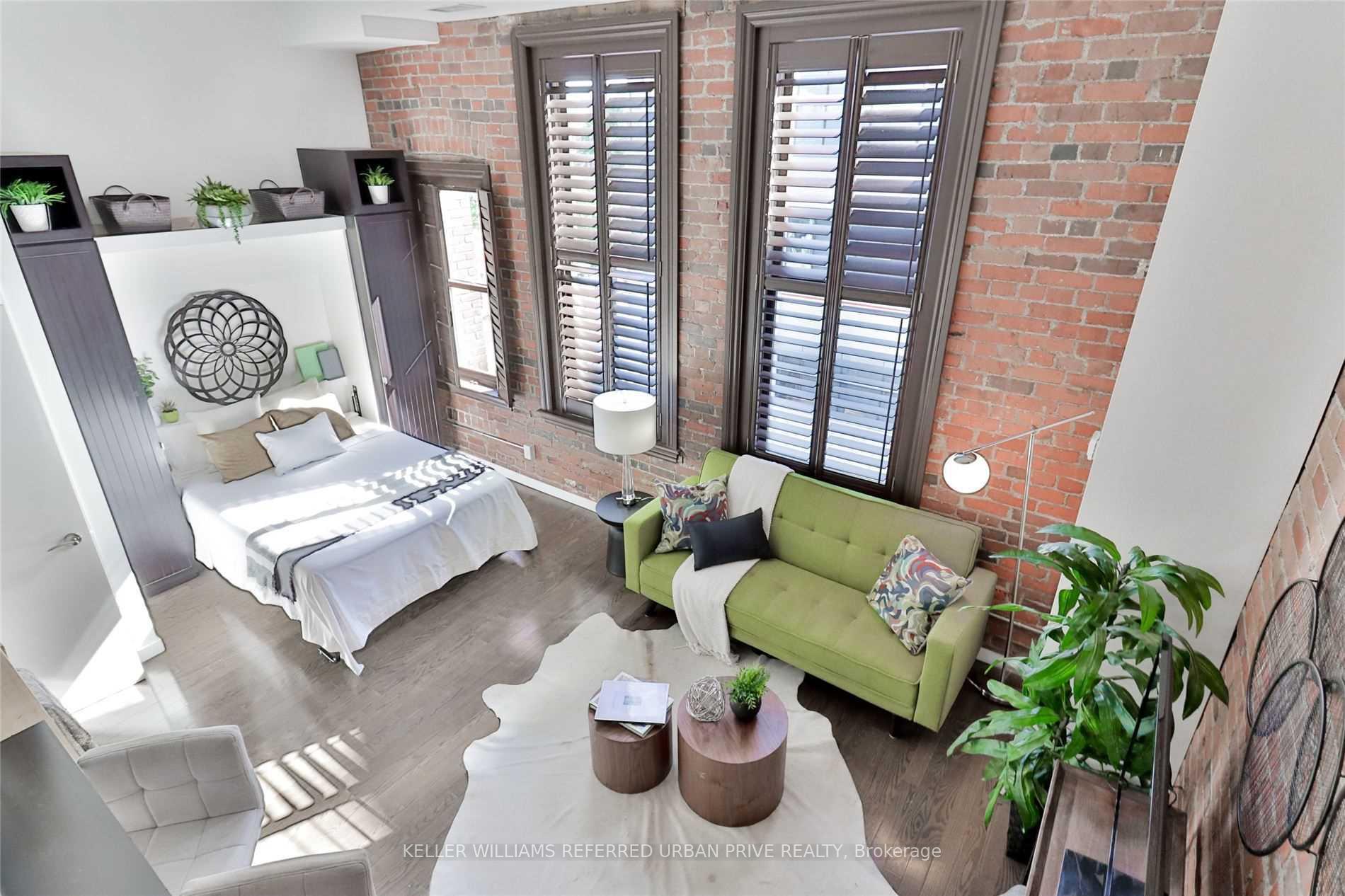 Condo at 915 King, Toronto For sale