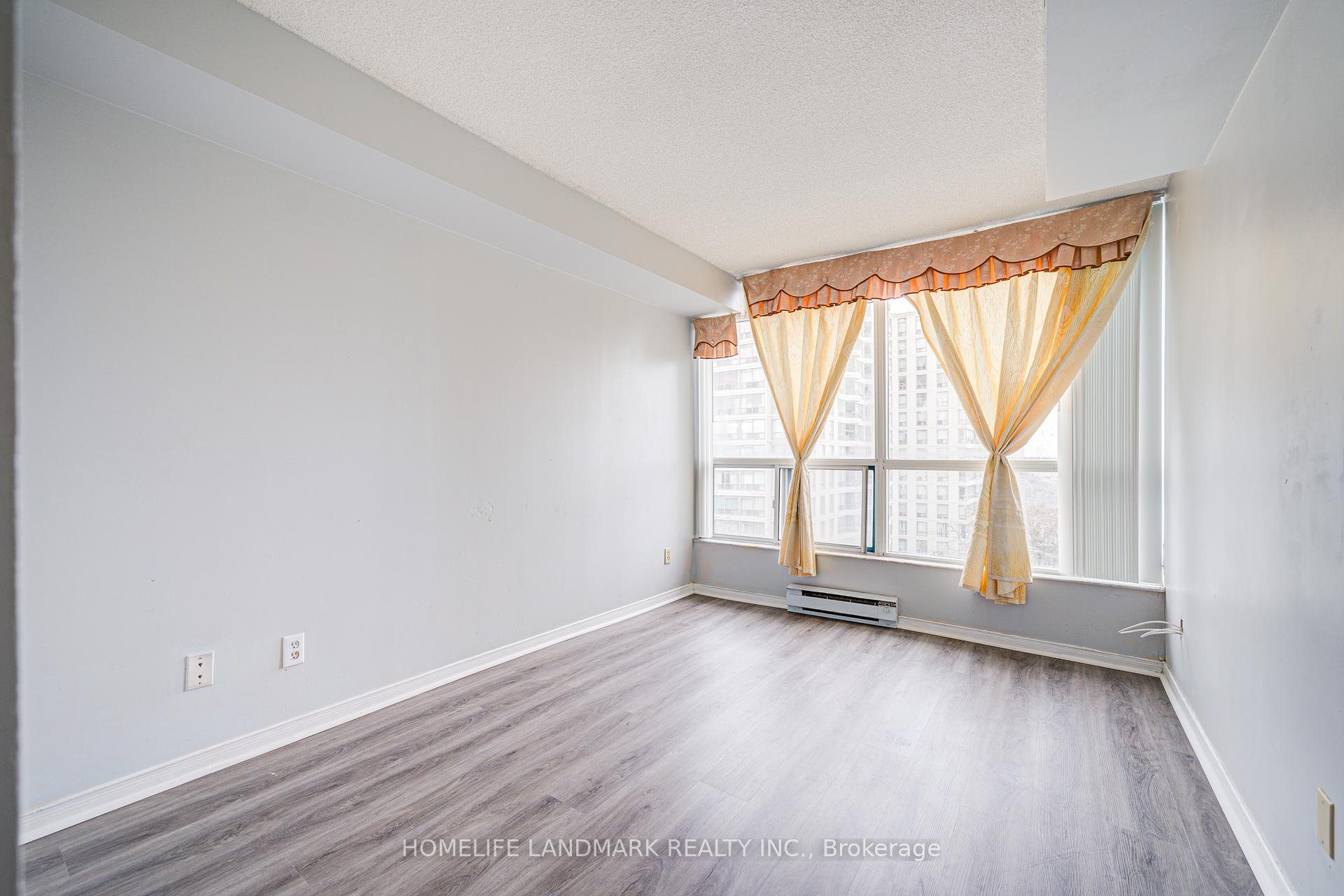 3 Bedrooms Condo at 4725 Sheppard, Toronto For sale