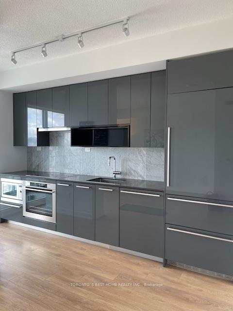 Condo at 117 Mcmahon, Toronto For sale