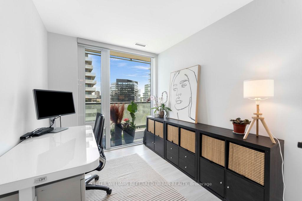 3 Bedrooms Condo at 35 Rolling Mills, Toronto For sale