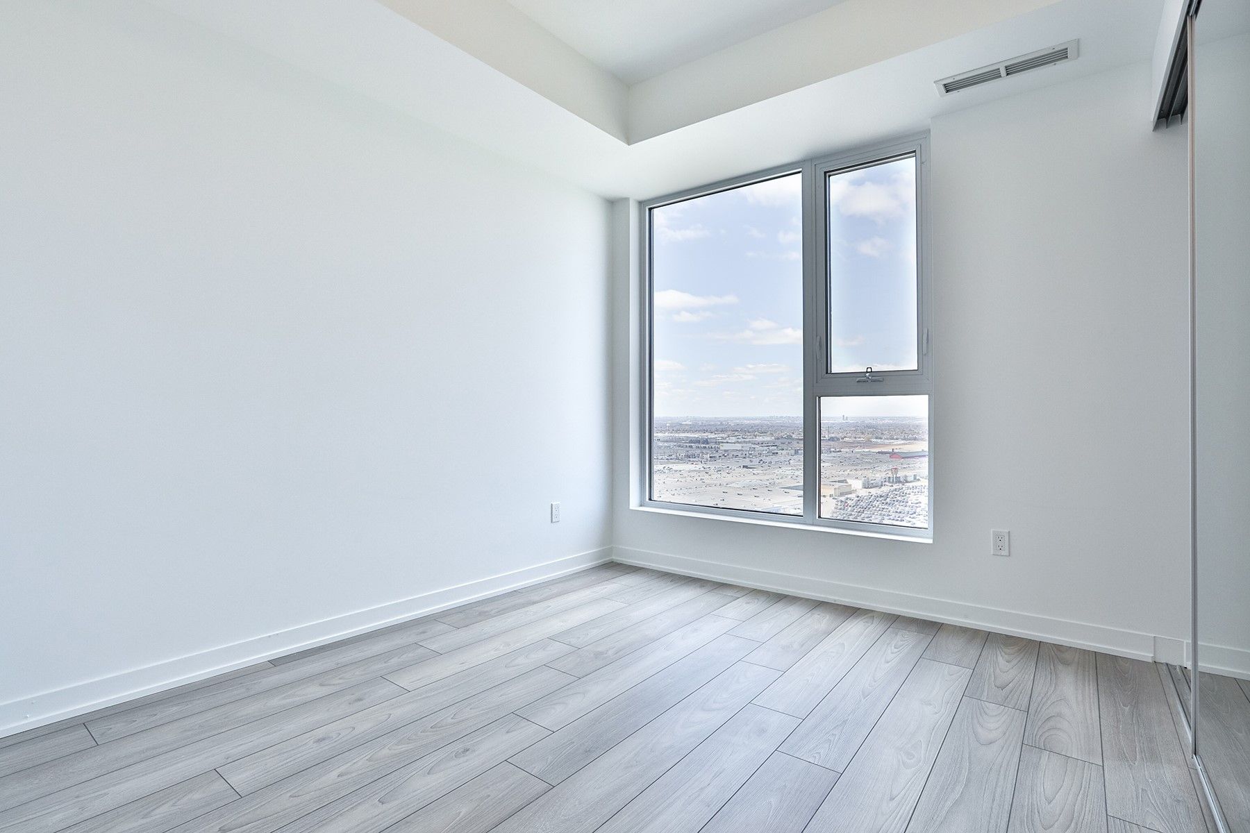 10 Abeja Street 2421
