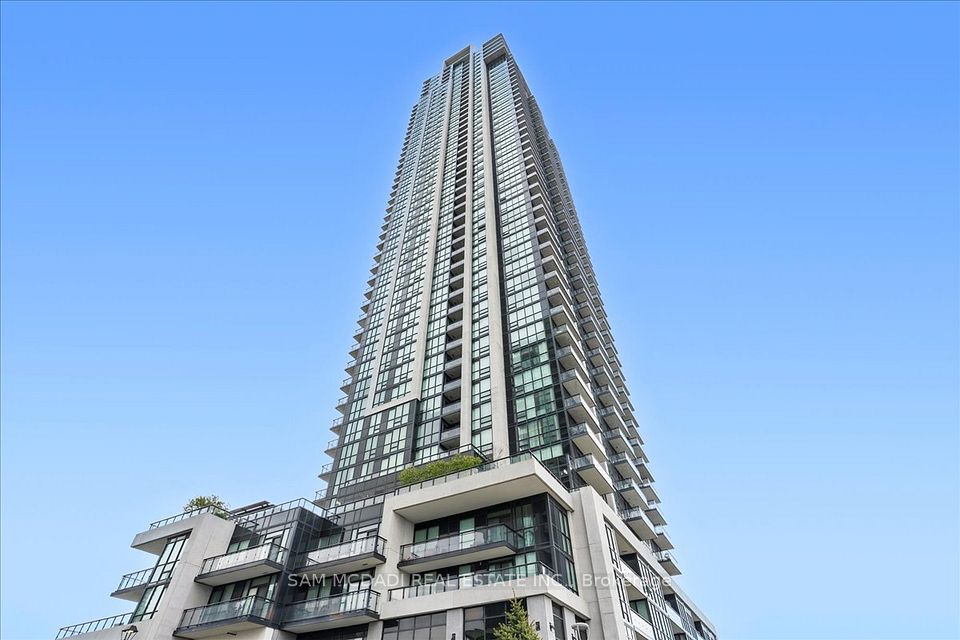 3975 Grand Park