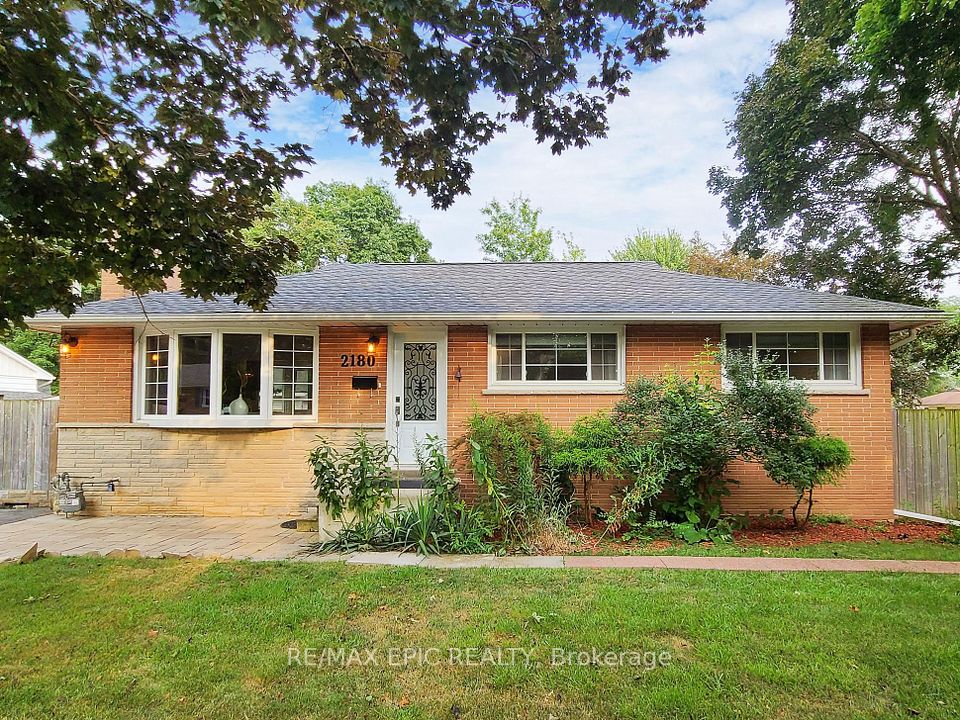 2180 Mount Royal