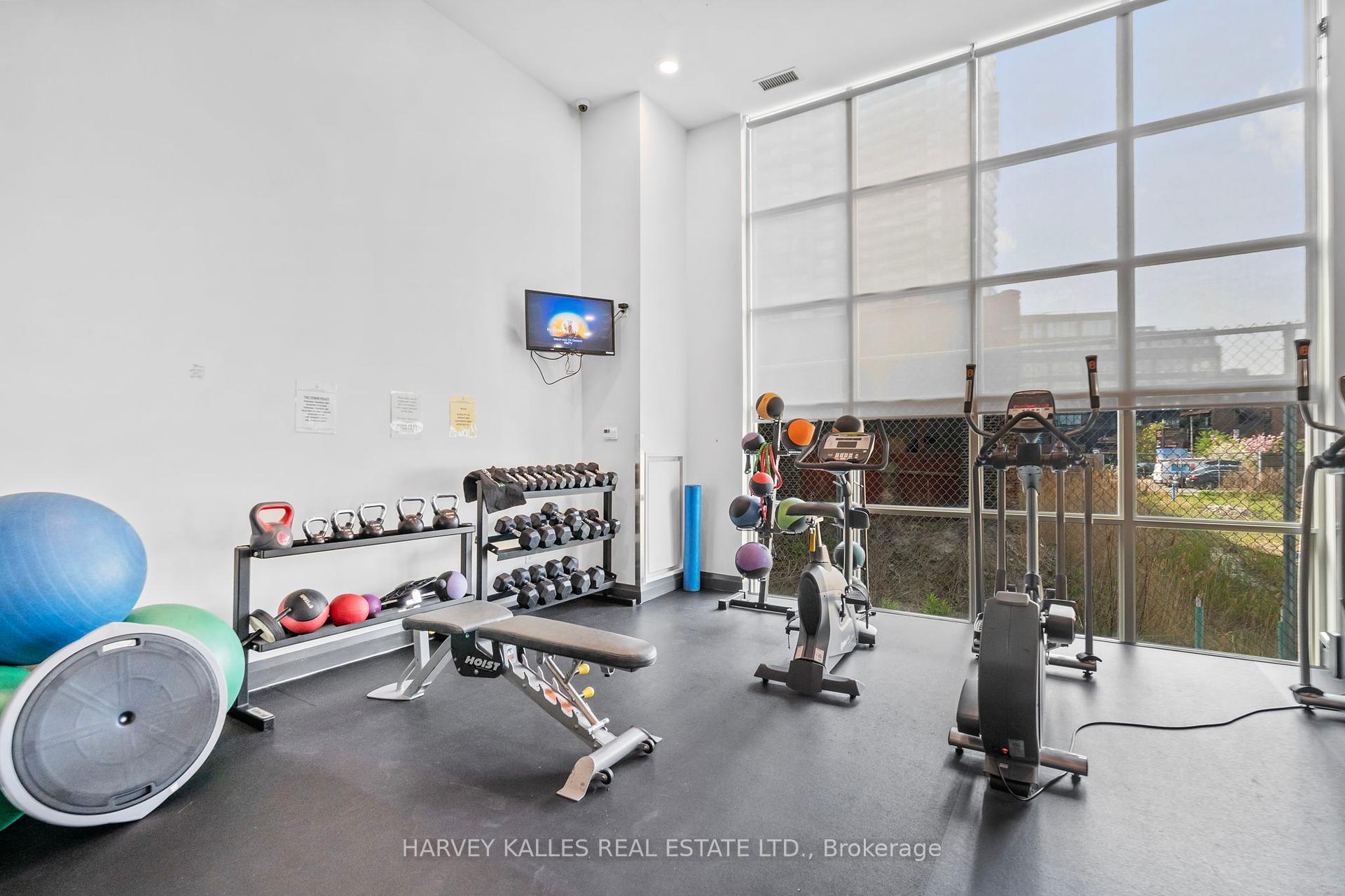 125 Western Battery Road 1316