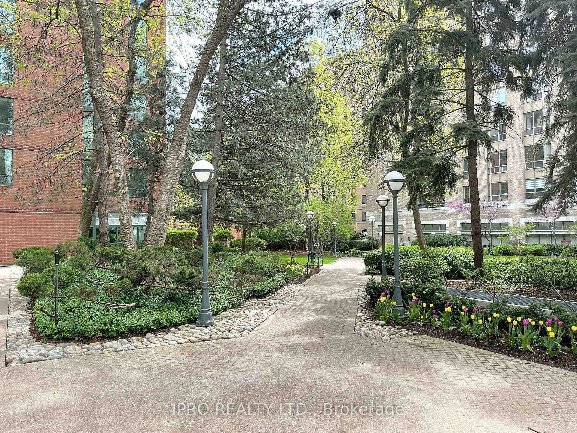 1 Bedroom Condo at 95 Prince Arthur, Toronto For sale