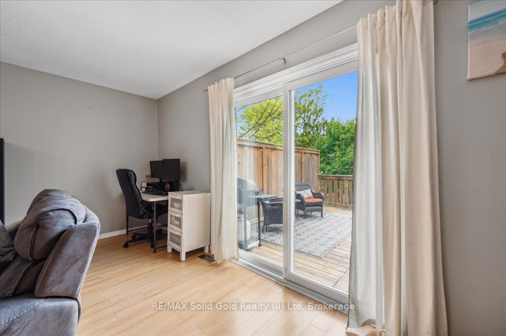 419 Bairstow Crescent, #3