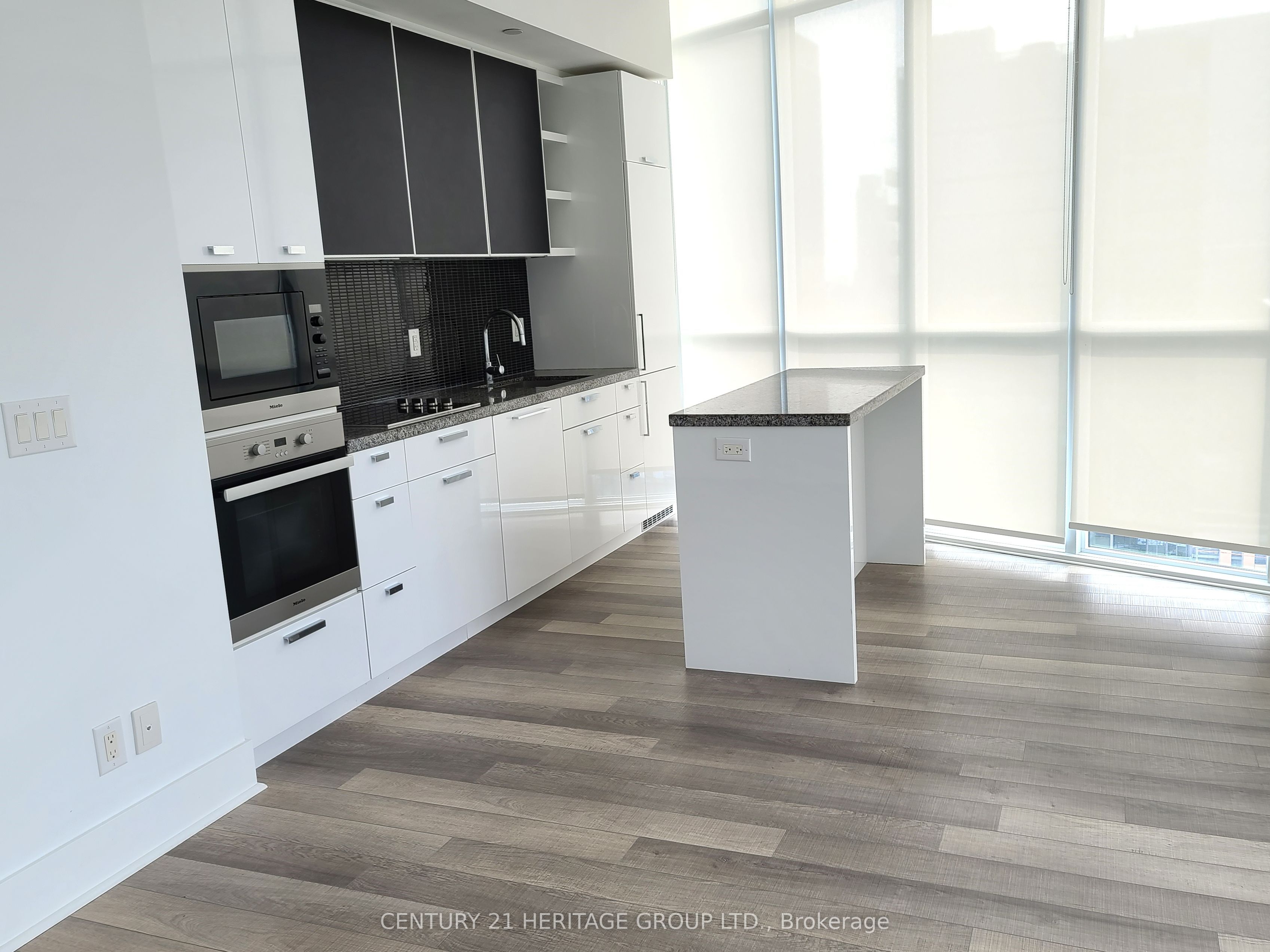 32 Davenport Road, #2508