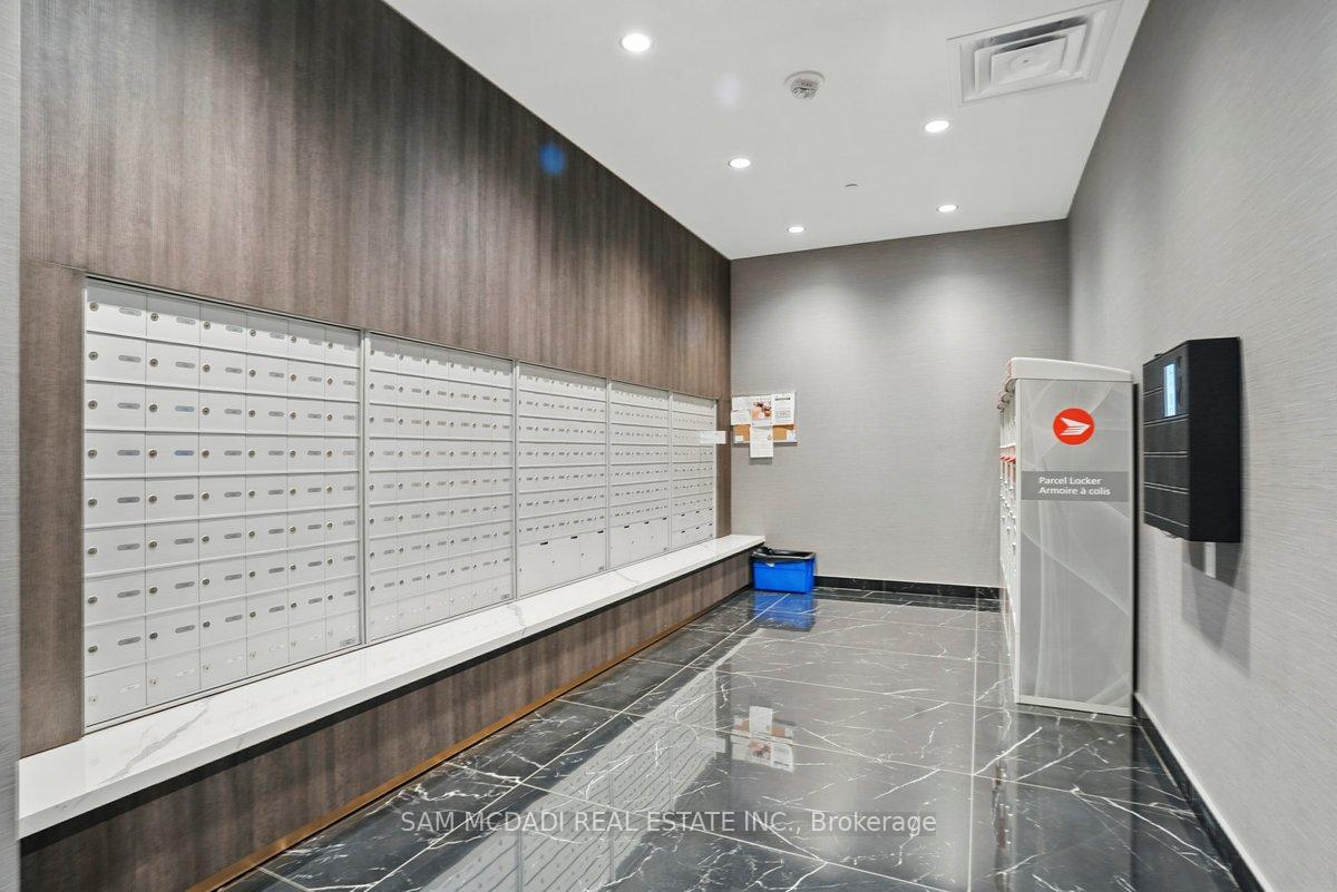 2 Bedrooms Condo at 3220 Sheppard, Toronto For sale