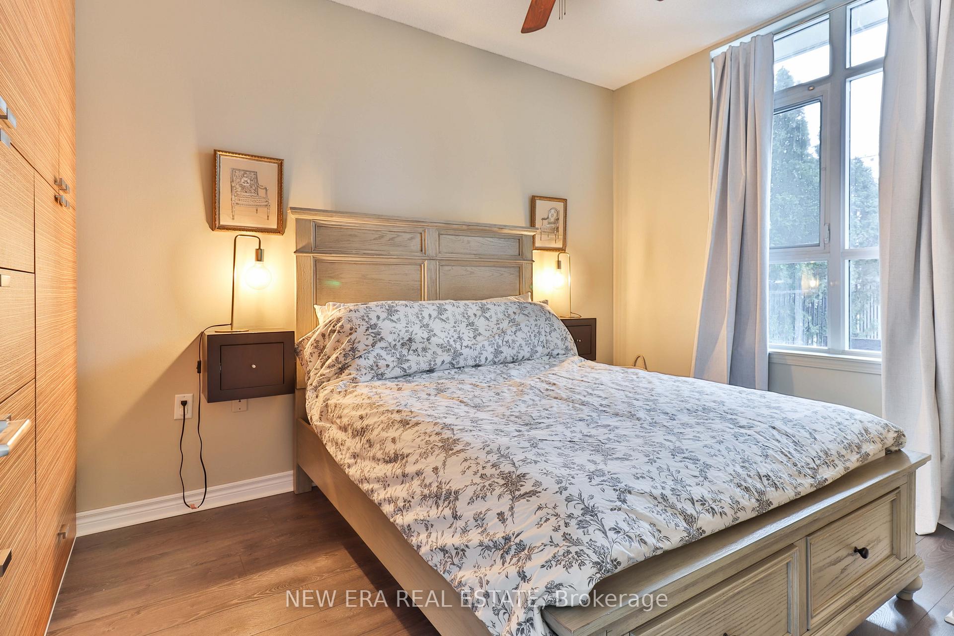 2 Bedrooms Condo at 3830 Bathurst,  Toronto For sale