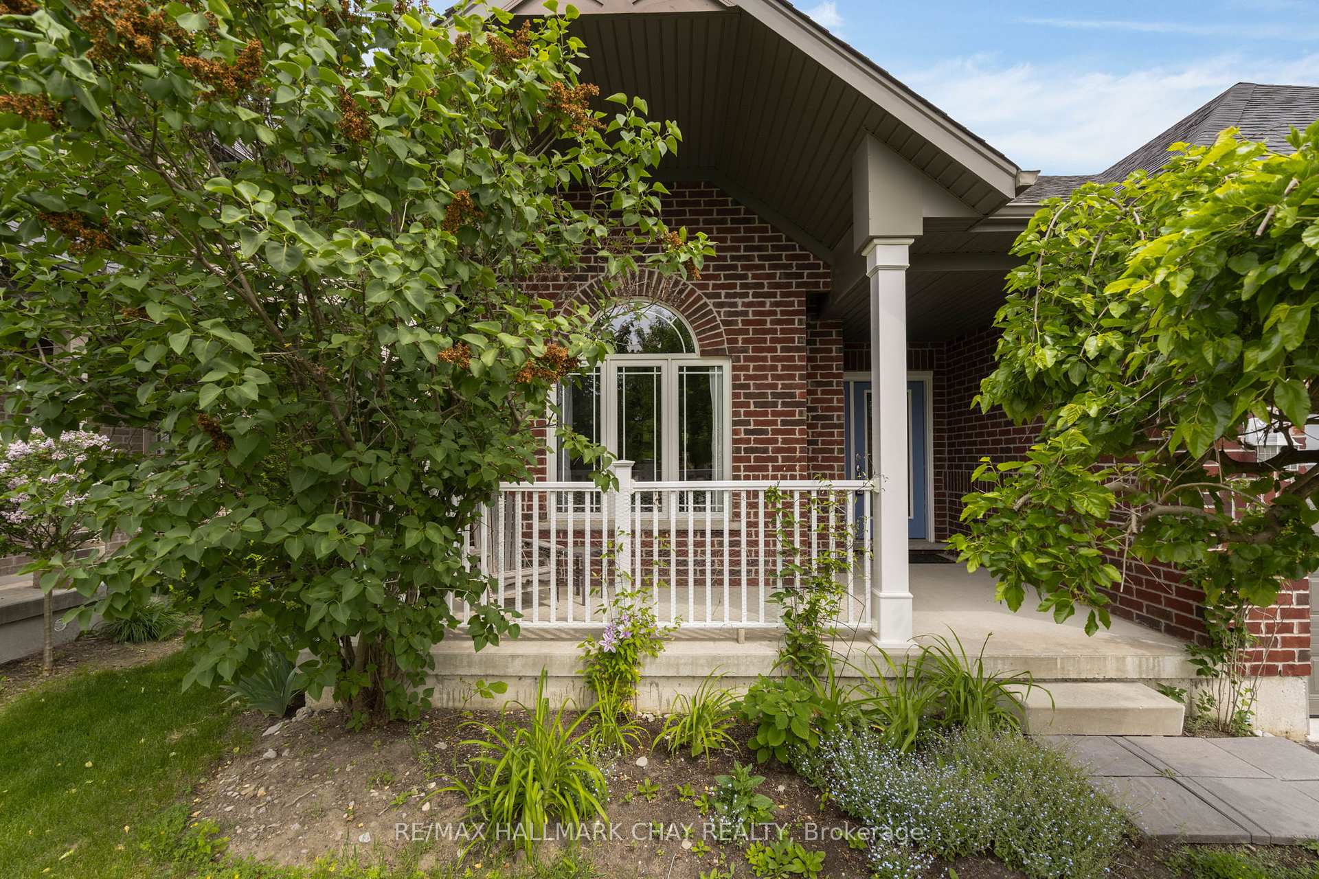 60 Brownley Lane, Essa, ON L3W 0P9