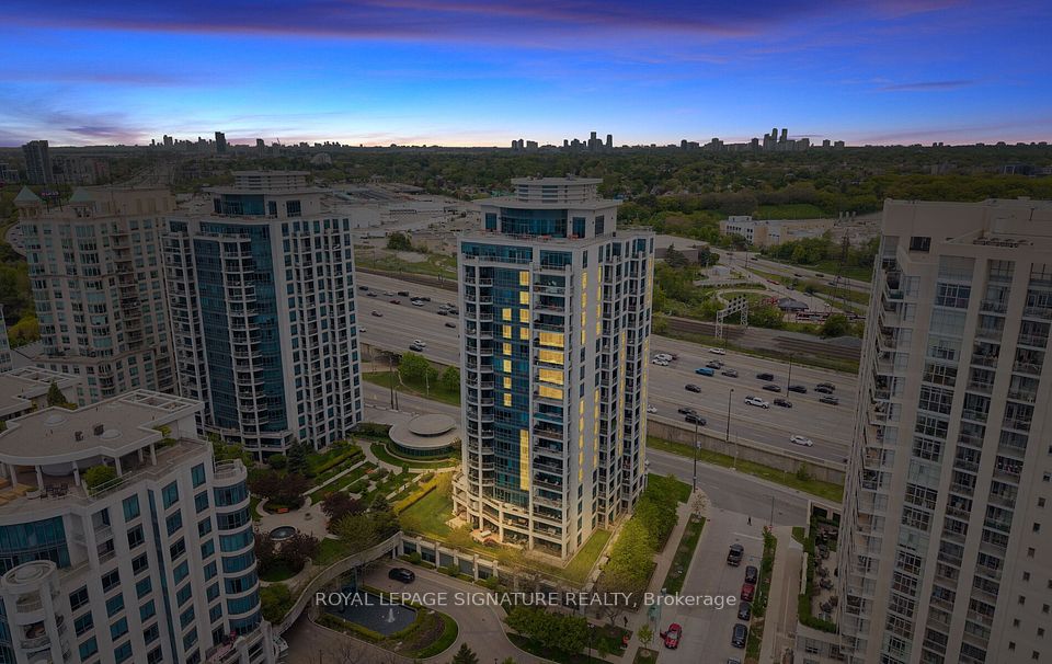 2083 Lake Shore