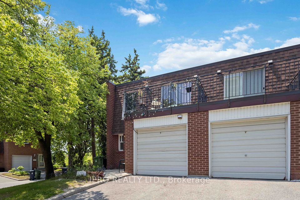 50 Bridletowne