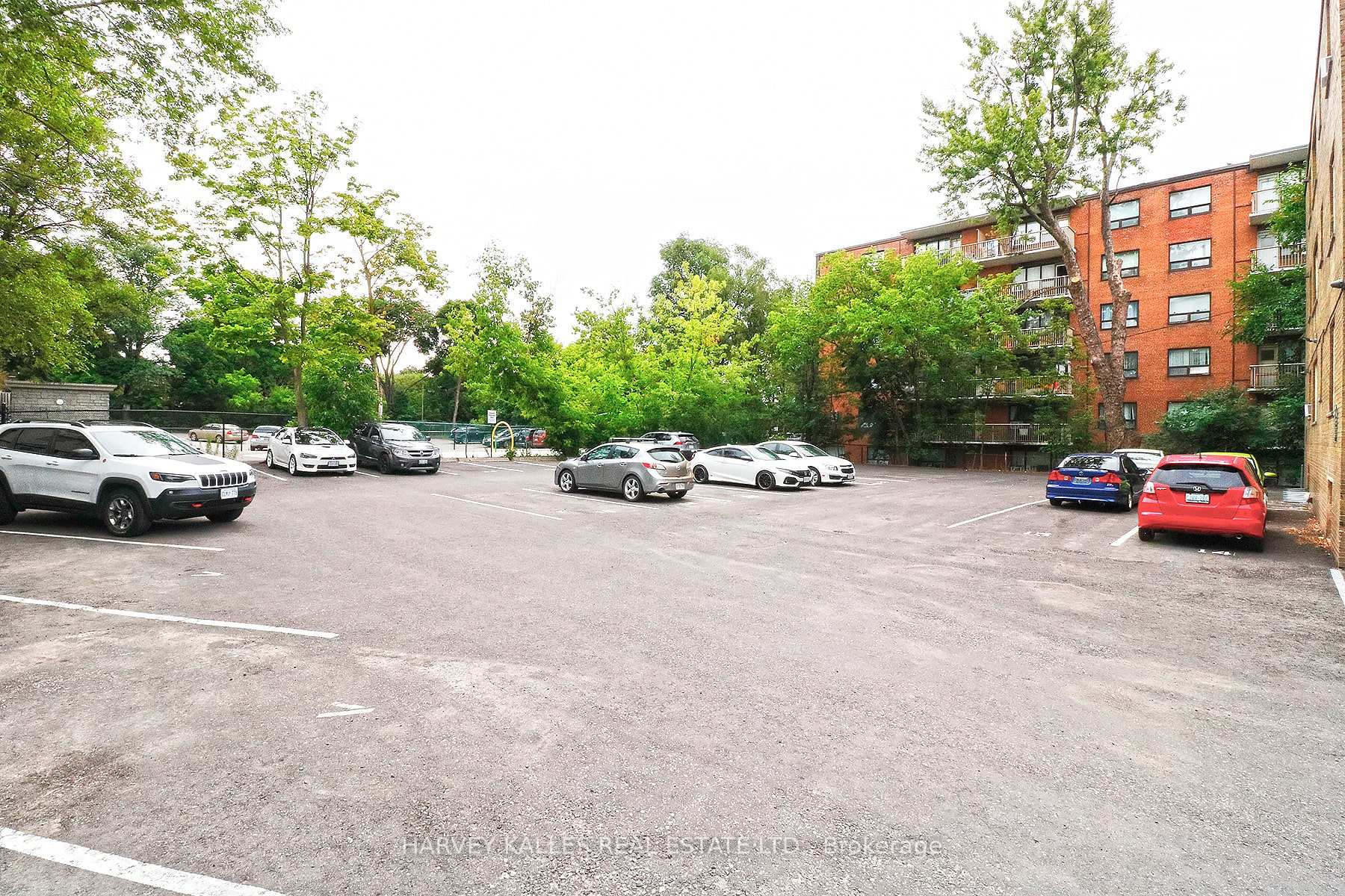 1751 Victoria Pk Avenue 201