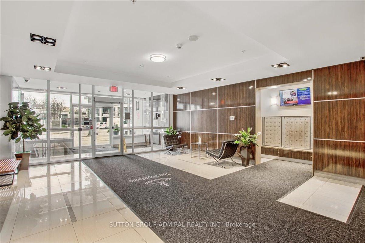 2 Bedrooms Condo at 95 North Park, Vaughan For sale