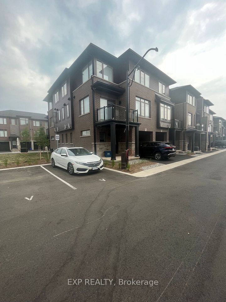 575 Woodward