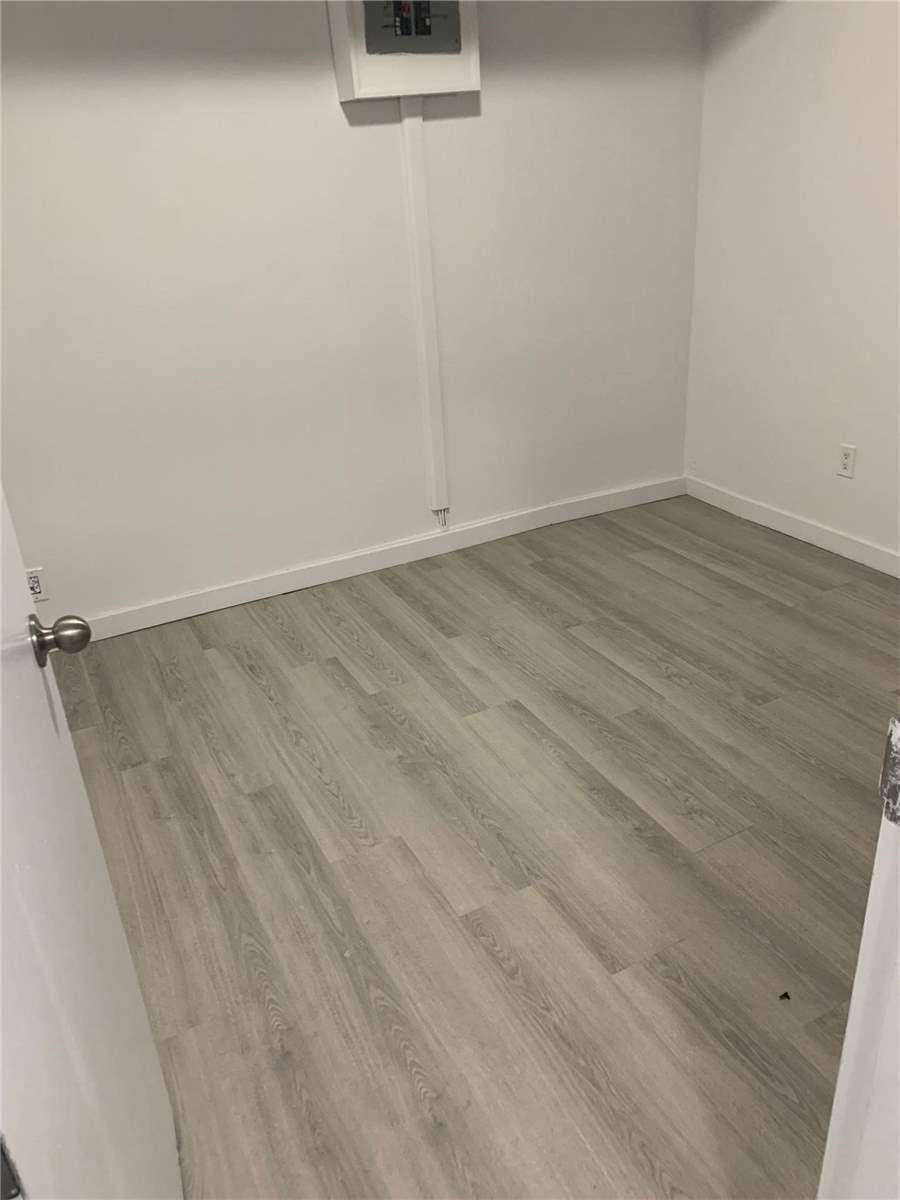 881 St Clair Avenue W Main #2