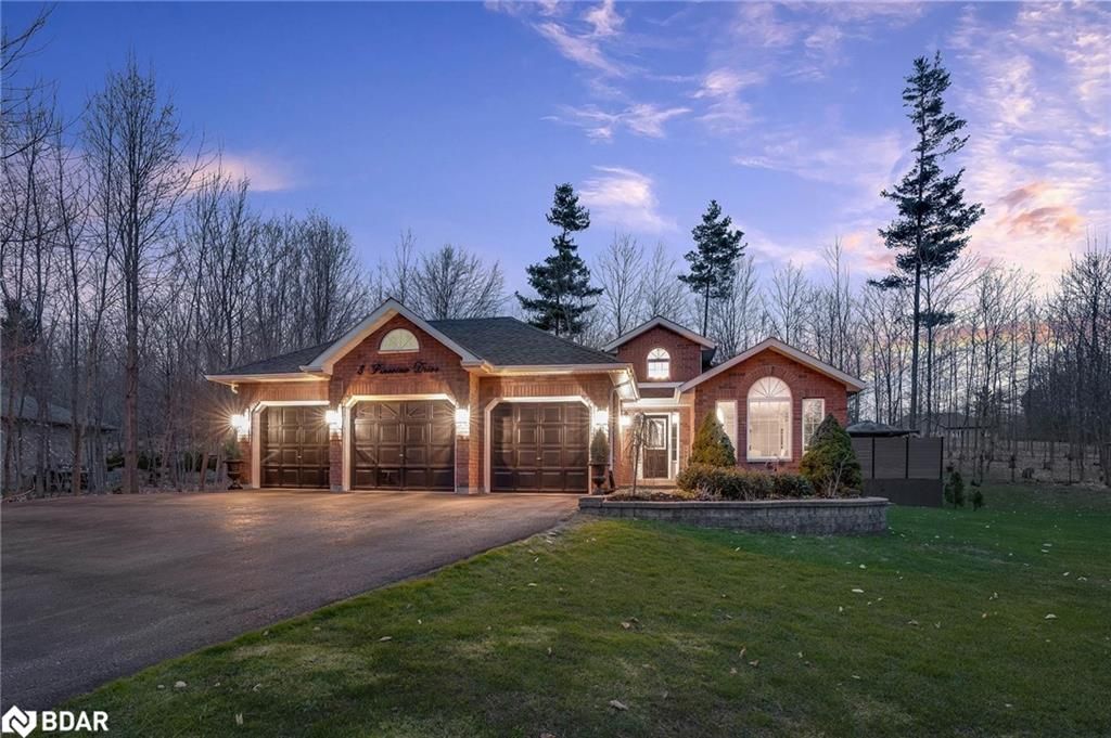 3 PINEVIEW Drive Oro-Medonte Ontario L0L 2L0