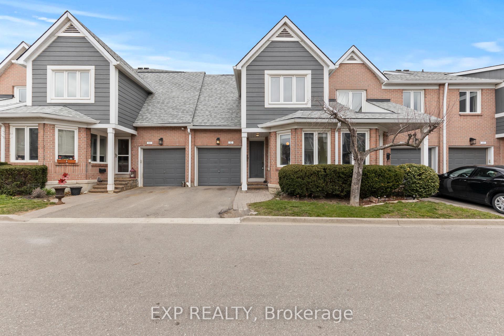 3 Bedrooms Condo at 2205 South Millway,  Mississauga For sale