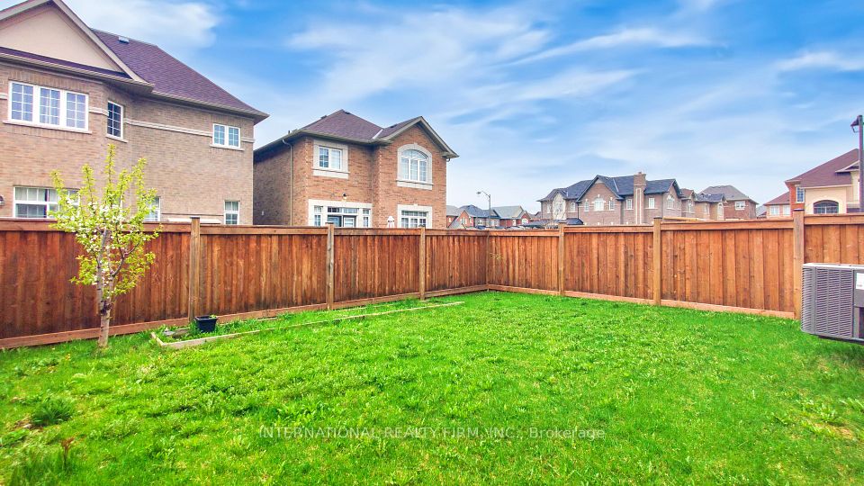254 Niagara Trail, Halton Hills, ON L7G 0M4