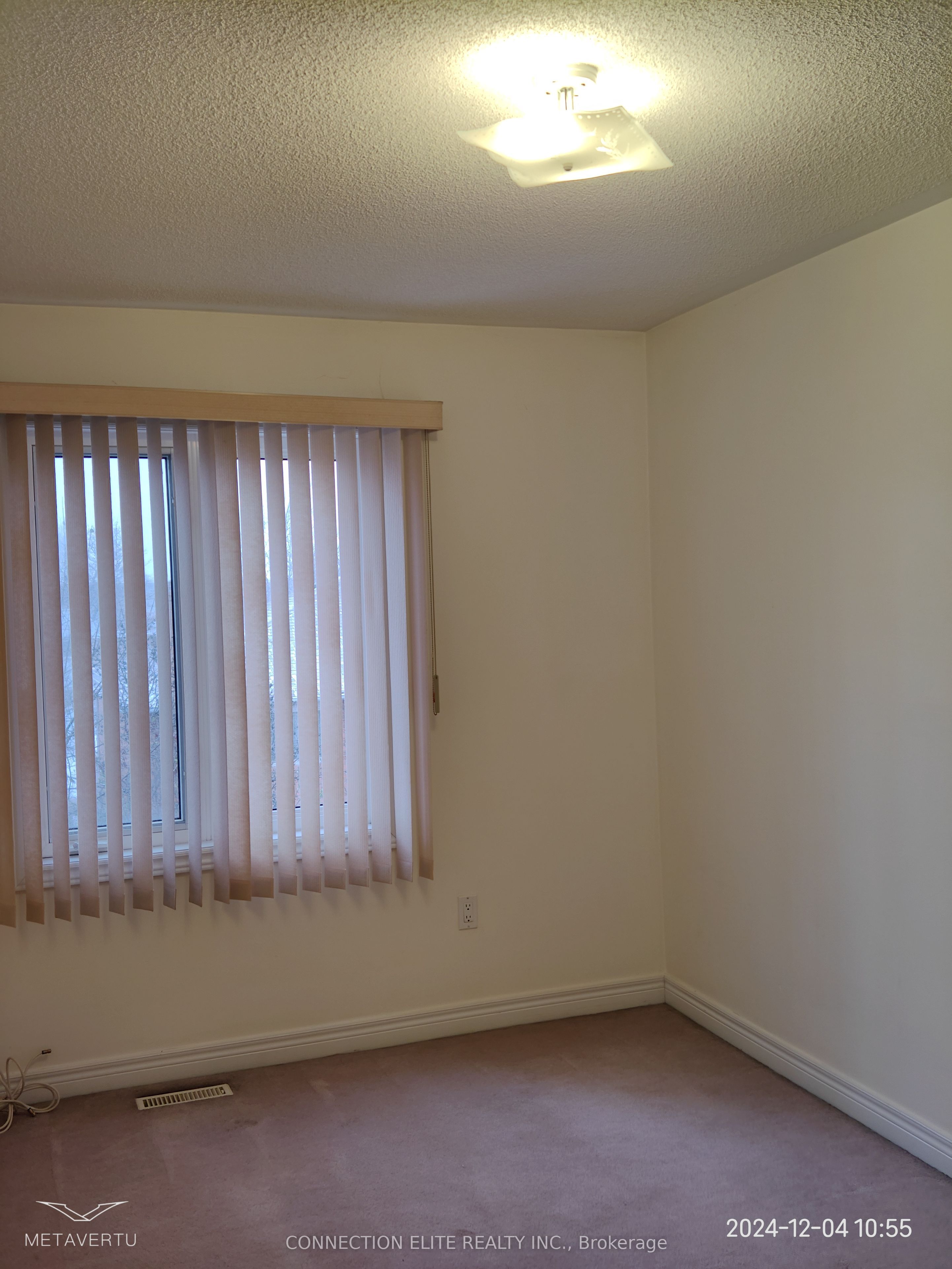 9133 Bayview Avenue, #37
