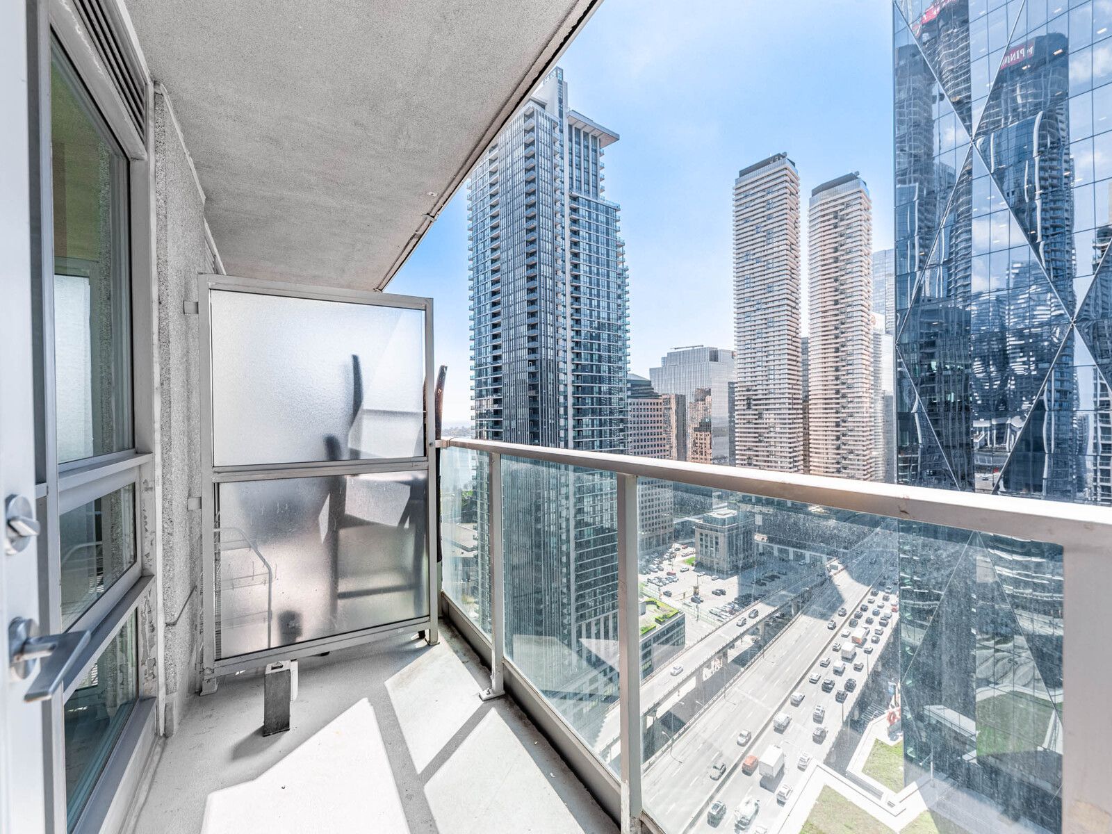 18 Yonge Street 3013