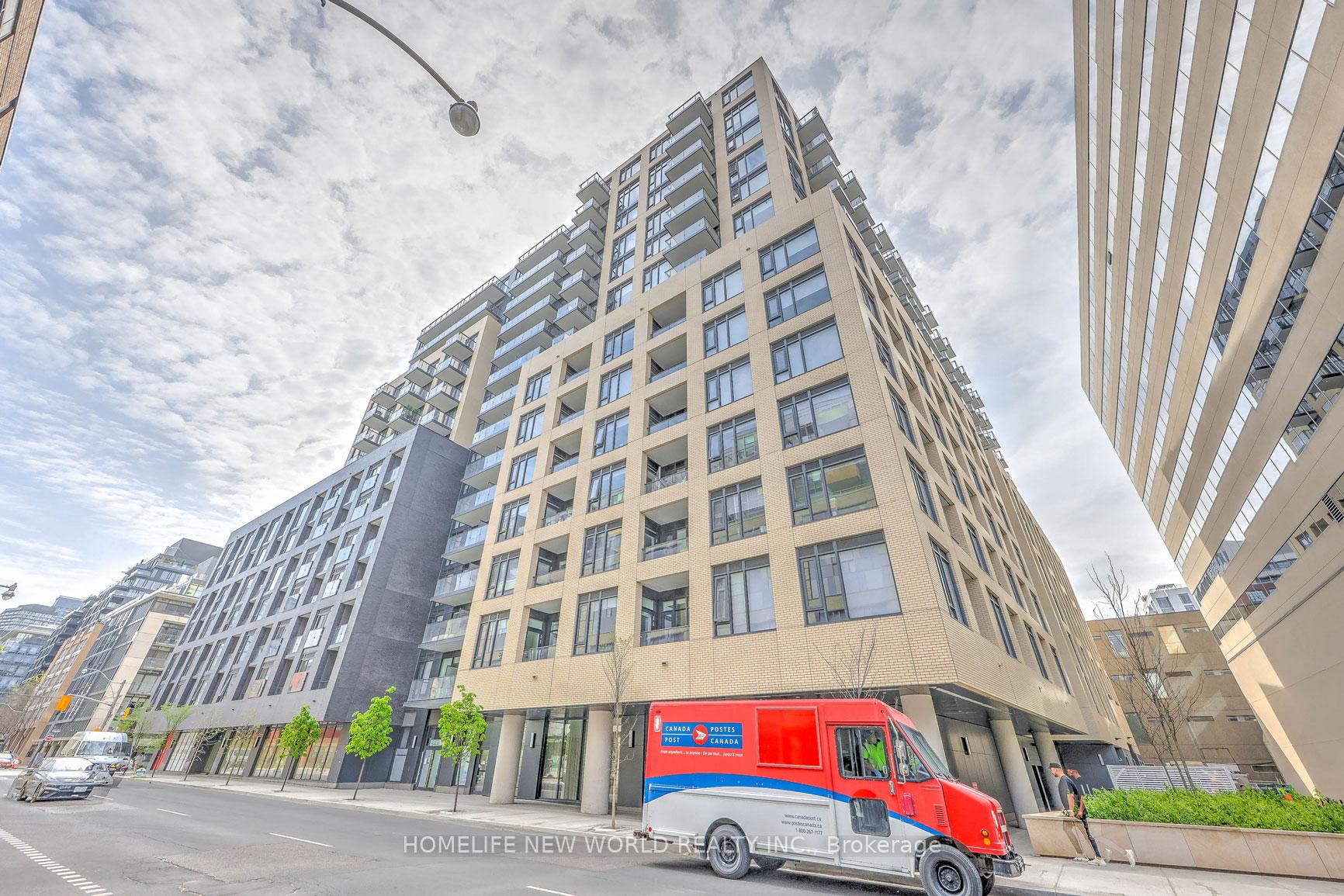 3 Bedrooms Condo at 543 Richmond, Toronto For sale